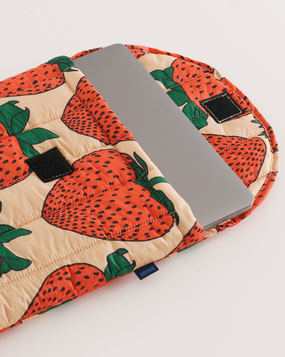 Puffy Laptop Sleeve 16" - Image 3